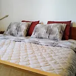 Digital Nomad,iconic Milenium Cross,comfy Apartment,the Foot Of Mount Vodno,16 Min By Walk To Center Lejlighed Skopje