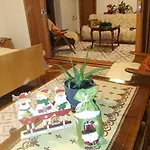 Digital Nomad,Iconic Milenium Cross,Comfy Apartment,The Foot Of Mount Vodno,16 Min By Walk To Center