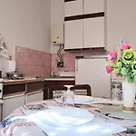 Digital Nomad,Iconic Milenium Cross,Comfy Apartment,The Foot Of Mount Vodno,16 Min By Walk To Center *