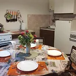 Digital Nomad,Iconic Milenium Cross,Comfy Apartment,The Foot Of Mount Vodno,16 Min By Walk To Center 스코페