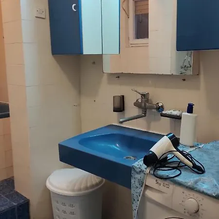 Digital Nomad, 80 Sqm, Free Park,16 Min By Walk To Center, Quiet Nbhd Apartment