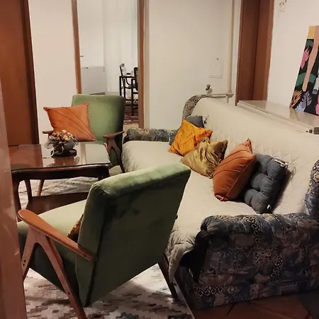 Digital Nomad, 80 Sqm, Free Park,16 Min By Walk To Center, Quiet Nbhd Skopje
