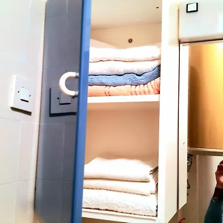 Apartment Digital Nomad, 80 Sqm, Free Park,16 Min By Walk To Center, Quiet Nbhd *