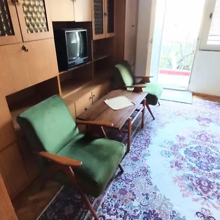 Apartment Digital Nomad Comfy Apartment,foot Mountain Vodno And Millennium Cross,19 Min By Walk To Cener,free Parking *