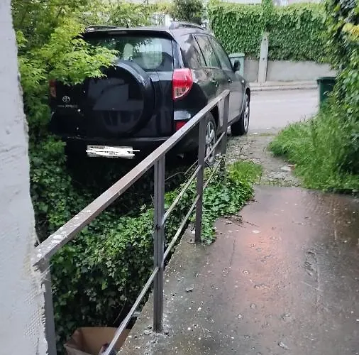 Digital Nomad, Comfy Apartment,the Foot Of Mount Vodno,16 Min By Walk To Center Apartment *