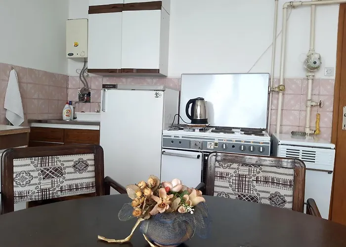 Apartment Digital Nomad, Comfy Apartment,the Foot Of Mount Vodno,16 Min By Walk To Center