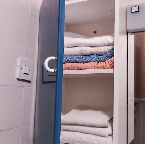 Digital Nomad, Comfy Apartment,the Foot Of Mount Vodno,16 Min By Walk To Center דירה *