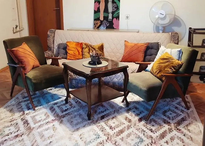 Apartment Digital Nomad, Comfy Apartment,the Foot Of Mount Vodno,16 Min By Walk To Center