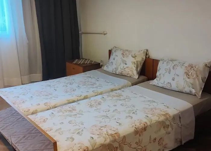 Apartment Digital Nomad, Comfy Apartment,the Foot Of Mount Vodno,16 Min By Walk To Center Skopje