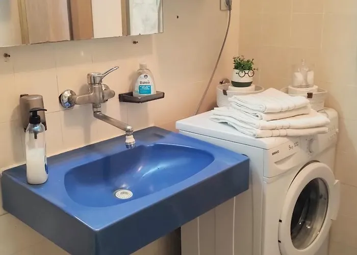 Digital Nomad, Comfy Apartment,the Foot Of Mount Vodno,16 Min By Walk To Center דירה סקופיה