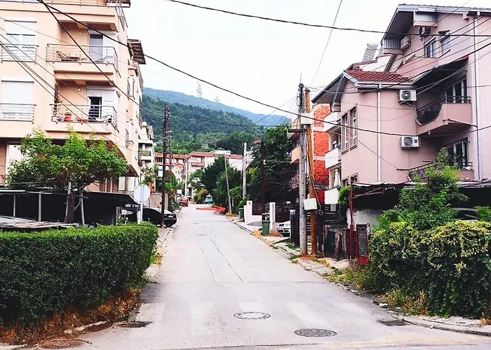 Digital Nomad, Comfy Apartment,the Foot Of Mount Vodno,16 Min By Walk To Center Apartment